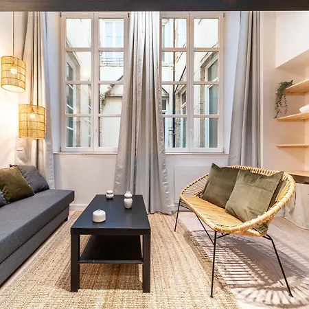 Les De L'opera - Ella For 4 People Apartmán *